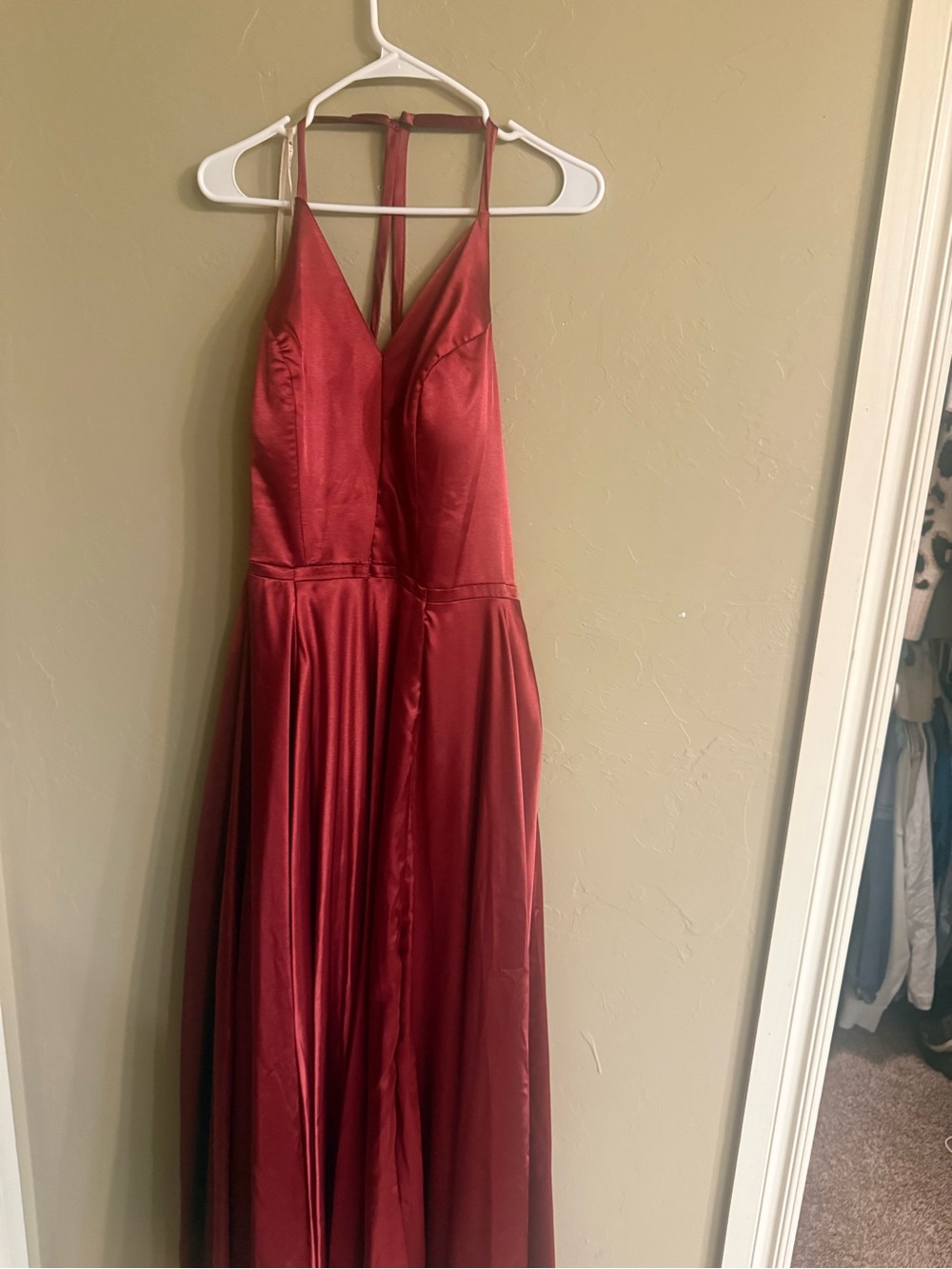 Deep Red Satin Spaghetti-Strap Prom Dress